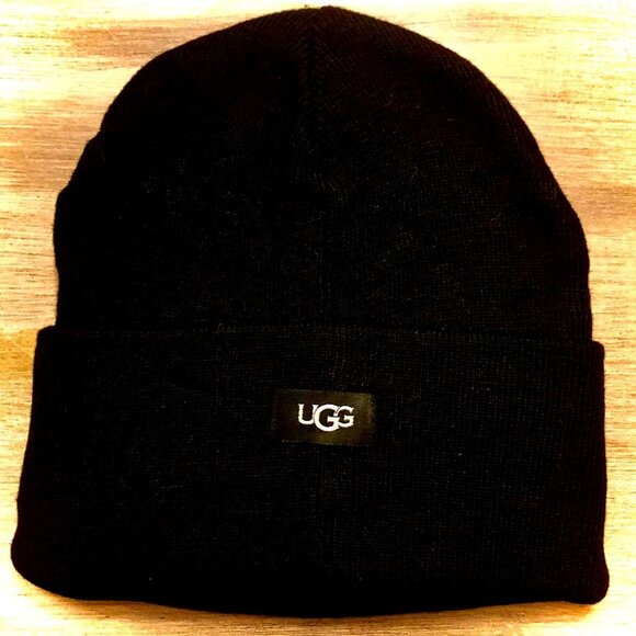 NWT UGG Unisex Logo Oversize Cuff Beanie Rib-knit Merino Wool-blend Hat Black OS